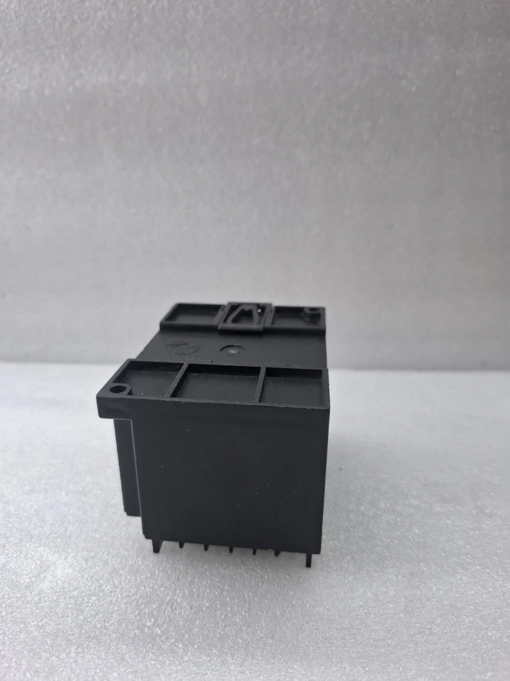 Autonix PU-1Z Operating Unit PNP/NPN Sensor Relay Converter 230V AC